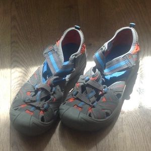 Merrell hydro water sandal.